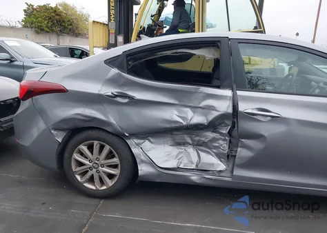 2015 Hyundai Elantra Se z USA, uszkodzony, nr VIN KMHDH4AE2FU224525